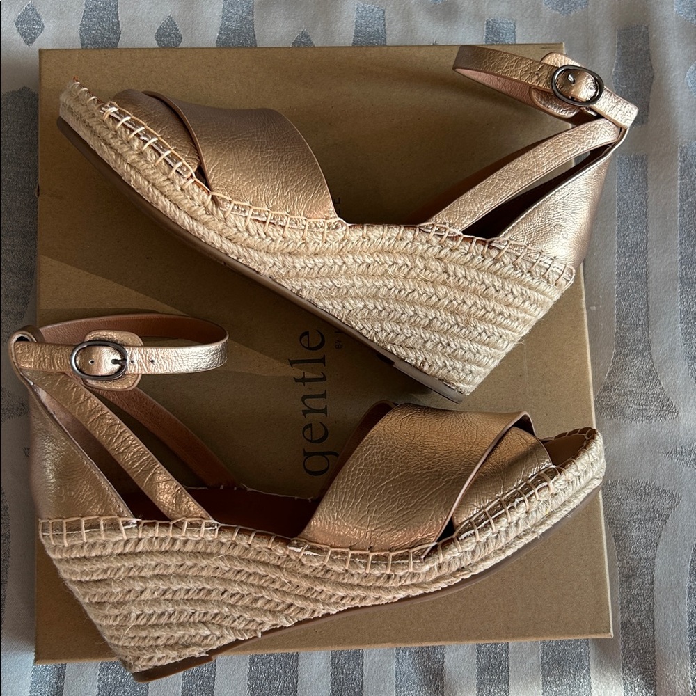 Gentle Souls Charli X Rose gold wedge
Sandal - Picture 4 of 5